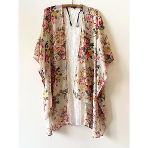 Plus Size Oversized Floral Lace Kimono